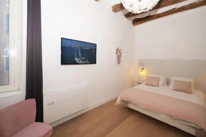Design Suite Vieux Port Appartement Tout Equipe Climatise Marsilya Dış mekan fotoğraf